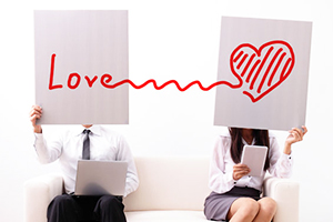 OKamour Review: Data, Customer Testimonials, Attributes, and More
